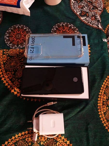 oppof21 pro. 8+4 ram. rom 128gb. condition. 10/10 exchange possible 7