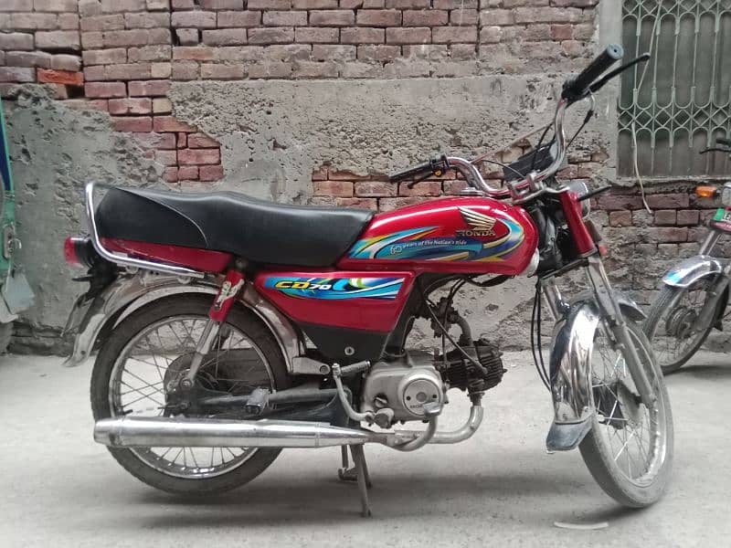 Honda 70 CC bike in good condition. 0