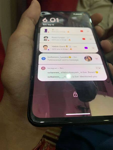 google pixel4 a5g minor crack on glass baki all ok 7