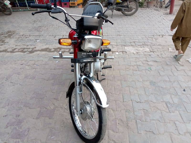 Honda CD 2023 lush condition 2