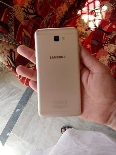 samsung j7 prime 3gb ram 32gb with finger print 2