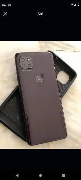 Moto ONE 5G ACE 1