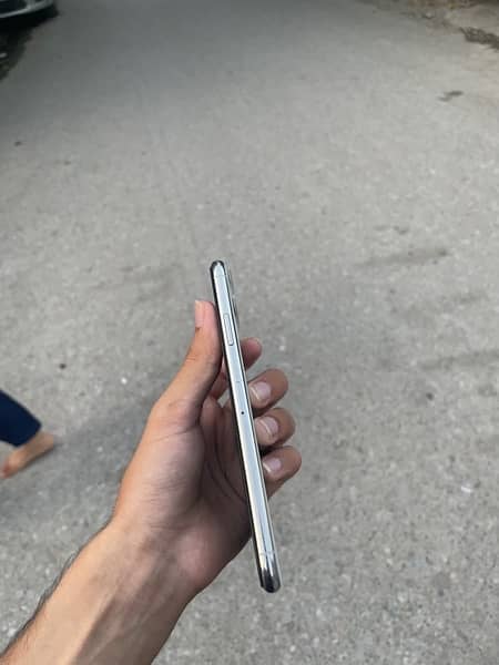 iPhone 11 Pro Max non pta 5