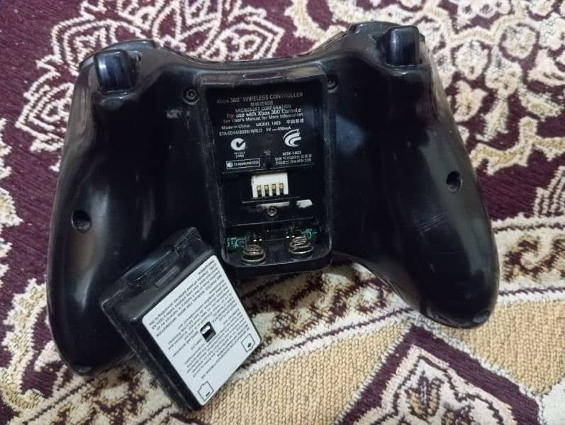 Xbox 360 controller 1