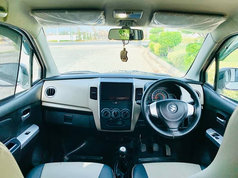 Suzuki Wagon R 2018 11