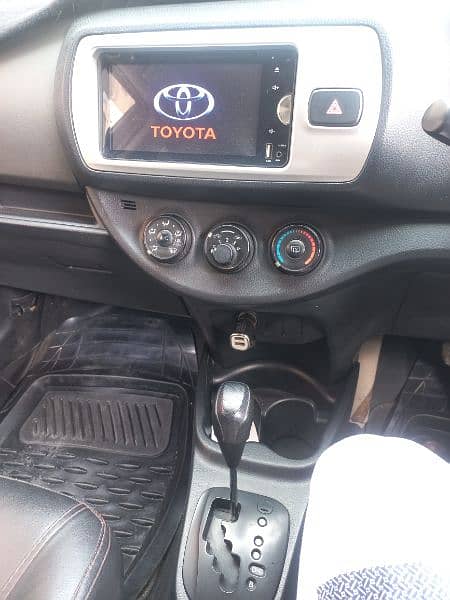 Toyota Vitz 2014 10