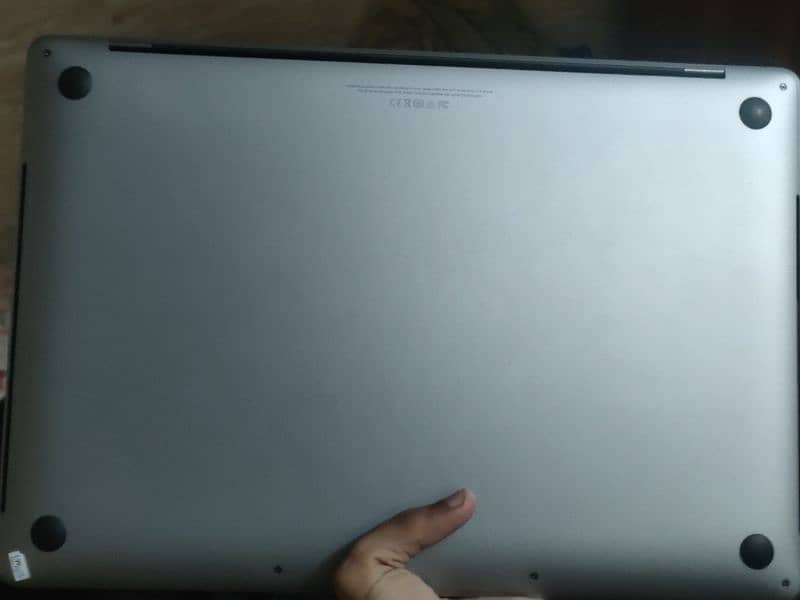 Macbook pro 2018 model 3