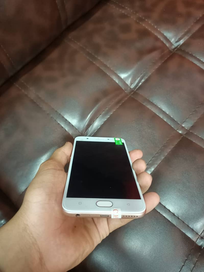 Oppo A57 With box & Charger 4