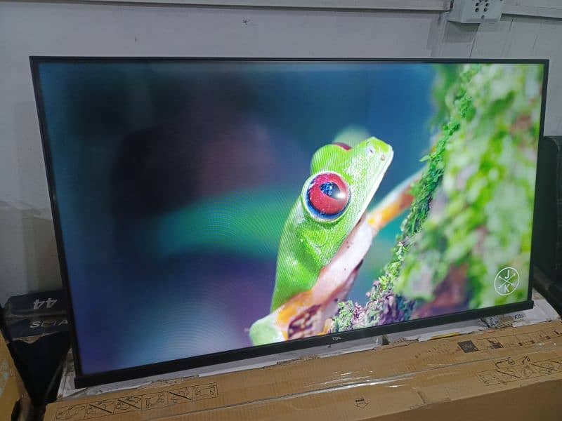 TCL 32,,INCH Q LED UHD MODEL,BIG OFFER  03020482663 1