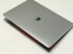 Apple MAcBook Pro 2019 Core i7 16/256 15" Ratina Dispaly