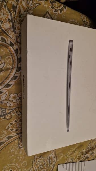 Macbook Air 13 inch 2019 4