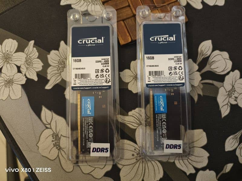 Crucial DDR5 16x2 32GB 4800 CL40 UDIMM RAM 1