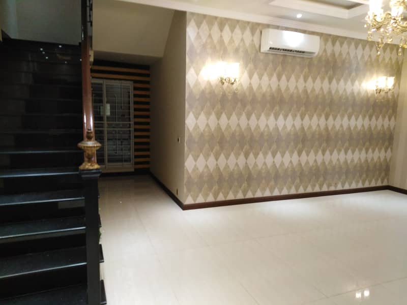 1 Kanal Like New Upper Portion Available For Rent Chameblli Block Bahria Town Lahore 9