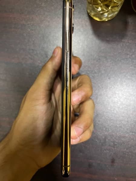 iphone XS Max 64gb factory unlock 1