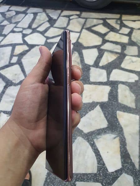 Samsung Galaxy Note 20 ultra 4