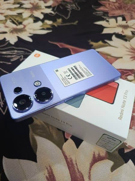 Redmi note 13 pro 8/256 box open 11 months worantyy can't 03161142266 1