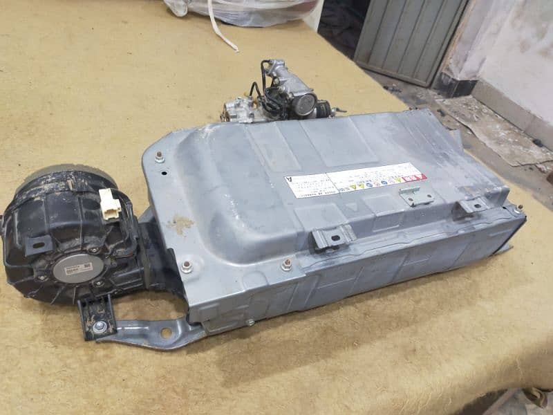 Aqua Prius battery + ABS Urgent Sale 4