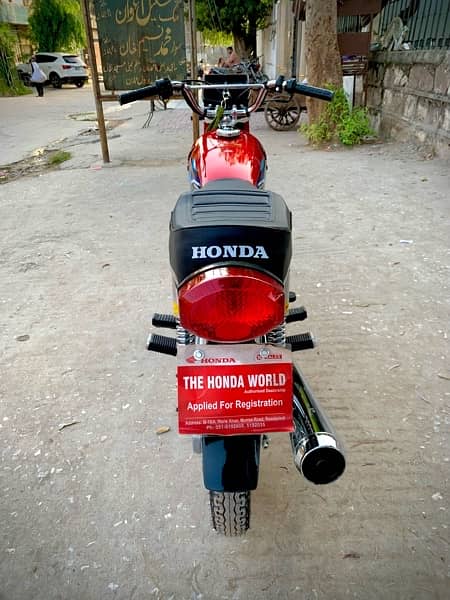 Honda 125 (Model 2013) 3