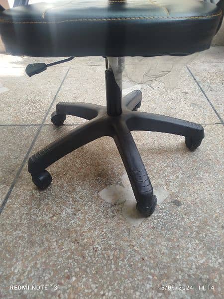 Ofc chair for sale 6