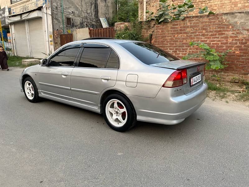 Honda Civic Oriel 2004 6