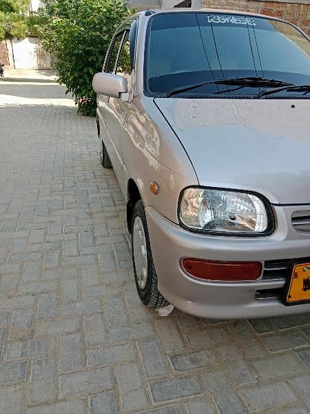 Daihatsu Cuore 2004 4