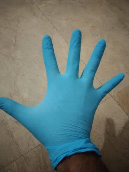 nitrile powdered free examination gloves 2