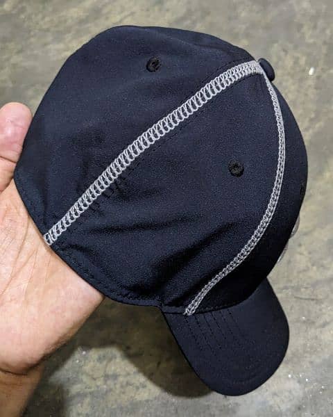 Under Armour Original Cap like Nike, Adidas, Puma 2