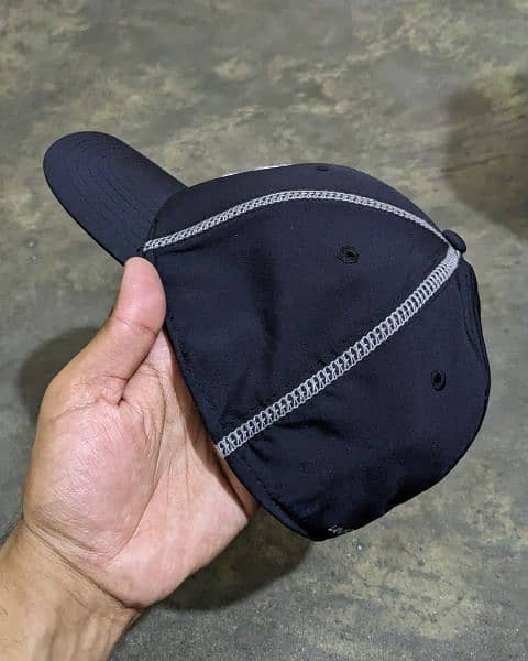 Under Armour Original Cap like Nike, Adidas, Puma 3