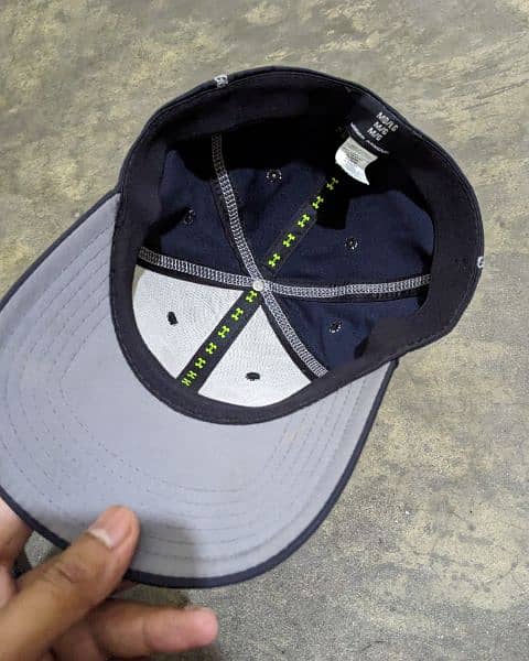 Under Armour Original Cap like Nike, Adidas, Puma 5