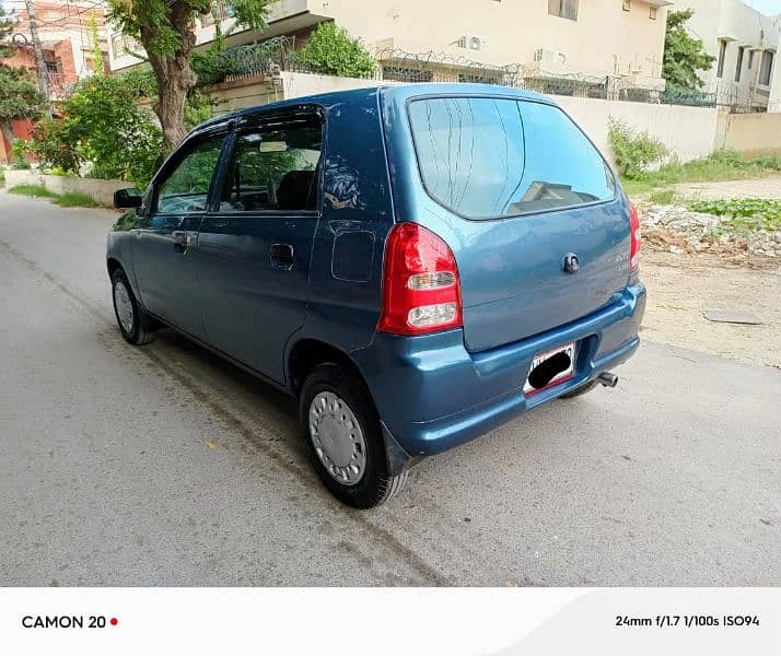 Suzuki Alto 2011 3