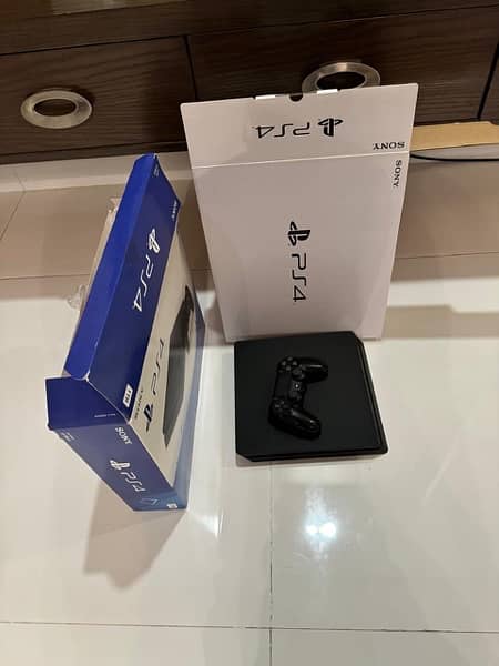 PS4 Slim 1 TB With Orignal Controller And 5 Games 1