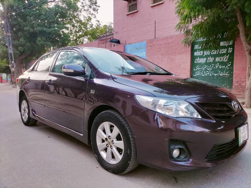 Toyota Corolla Altis 2012 S. R Cruistronic 10