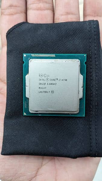 i7-4790, 16gb 1600MHz RAM, Stock Cooler 0