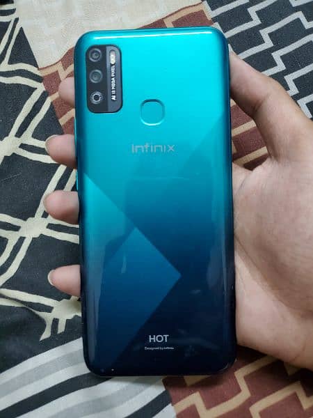 Infinix Hot 9 play 4/64 1