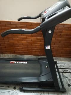 Revo Fitness auto incline treadmill