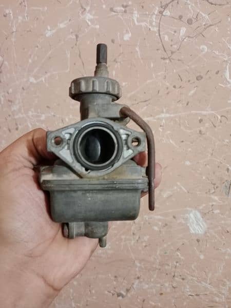 Honda 70 ka original carburetor. 4