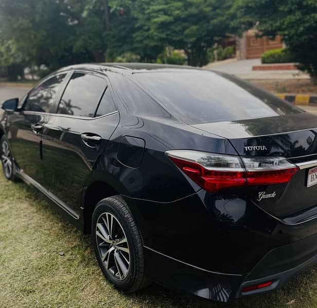 Toyota Corolla Grande 2022 11