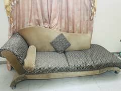 Dewan Sofa