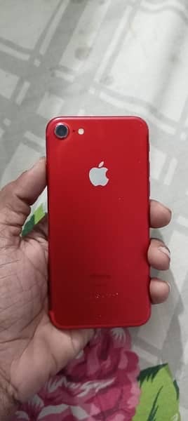 IPHONE 7 Red Color 2