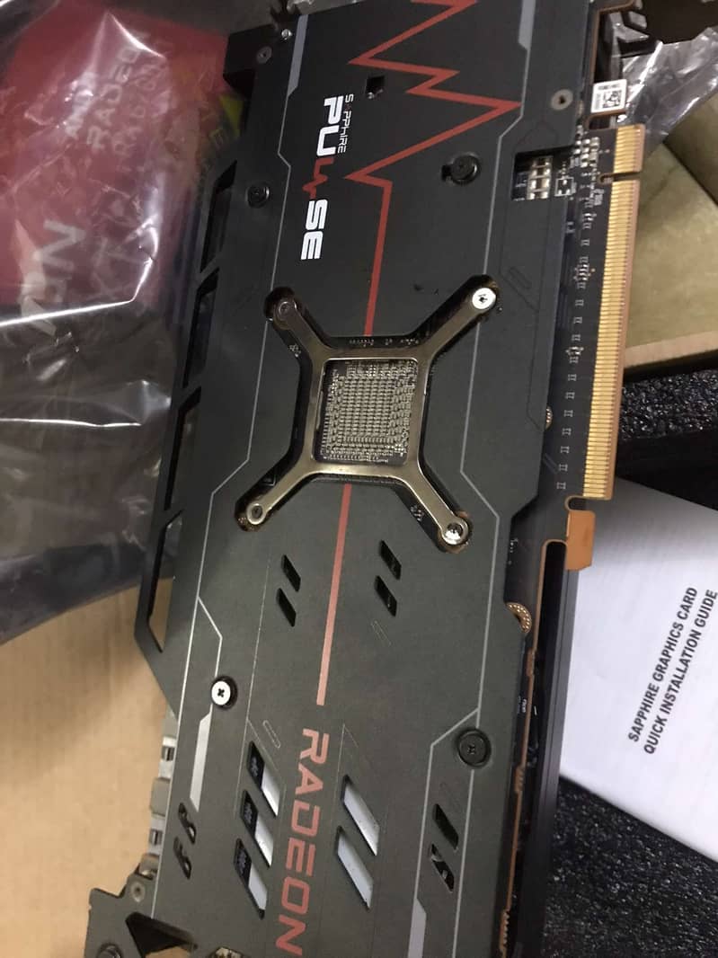 AMD Radeon Sapphire Pulse RX 6700 XT 2