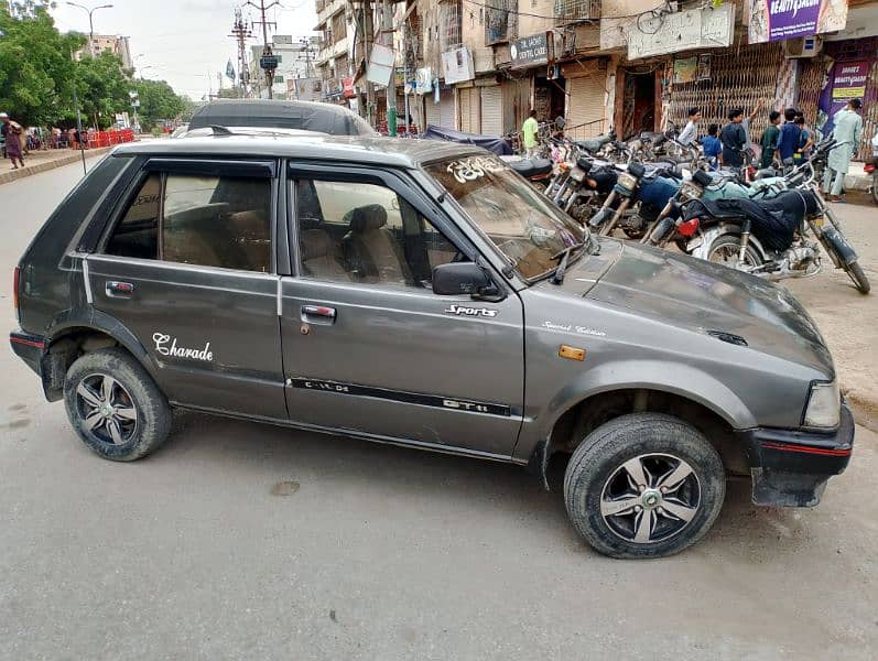 Daihatsu Charade 1986 2