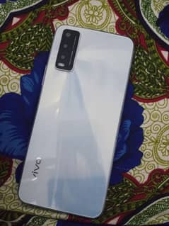 4 gb 64 gb vivo Y20