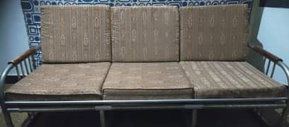 A Sofa Set (5 Seater) in good sondition for sale