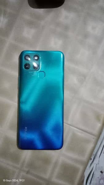 Infinix smart 6 3/32 all ok nearly brand new condition 3