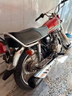 Honda 125 abbottabad num ka num ha contact num 03169192204