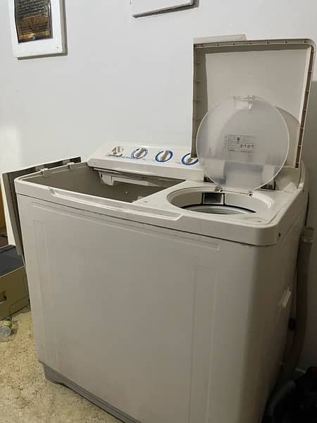 Haier Washing and Dryer Machine 5