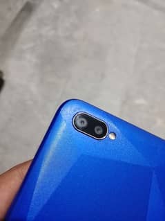 realme c2