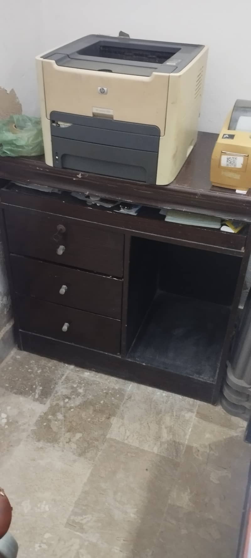 Office/Table/Study/Computer furniture for Sale 3