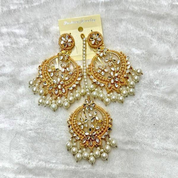 Fancy Beads bindiya and beautiful earring 2