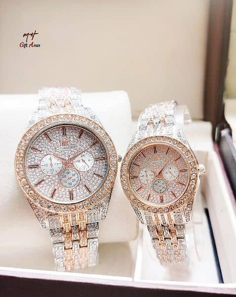 Couple watch 0